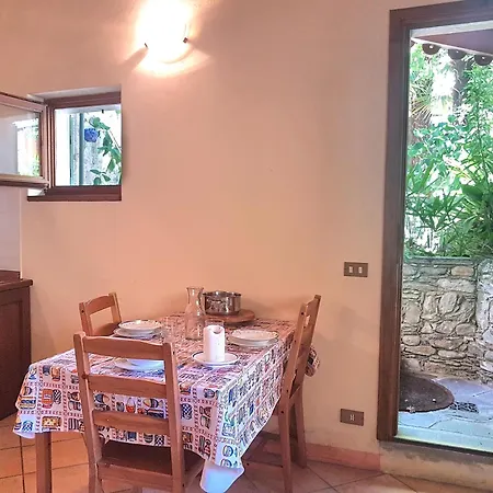 Cortiletto - A Flowery Patio A Walk From The Lake Belgirate
